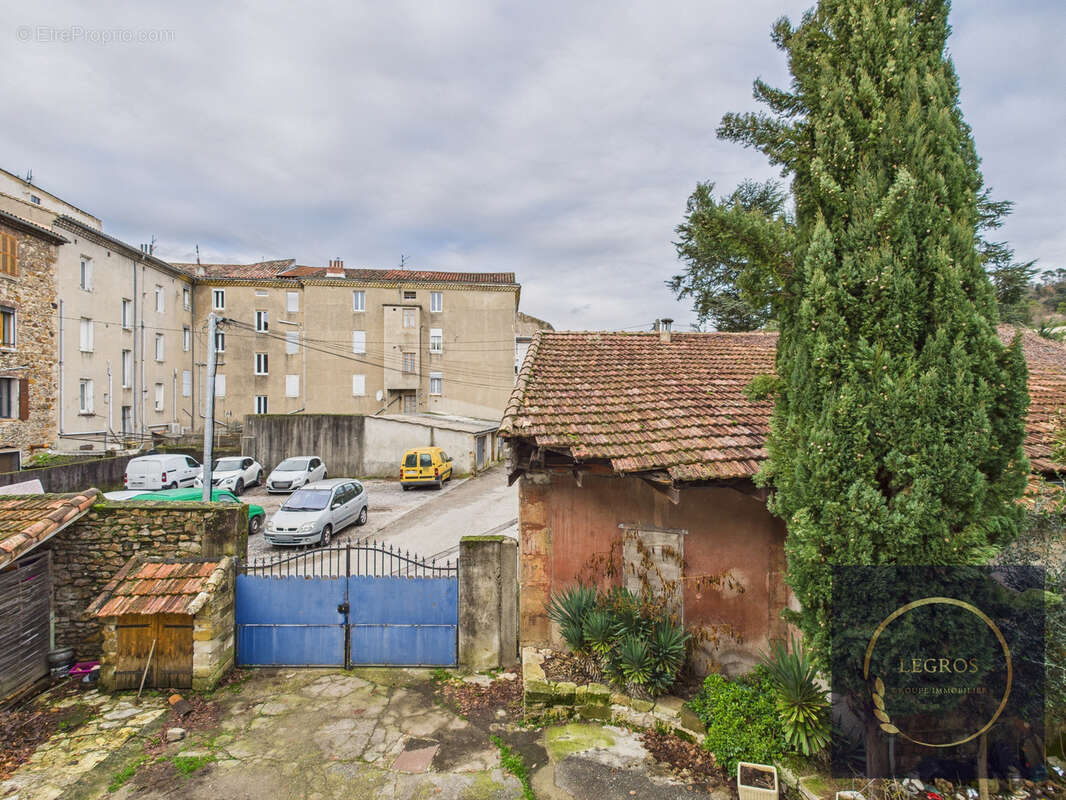Appartement à BESSEGES