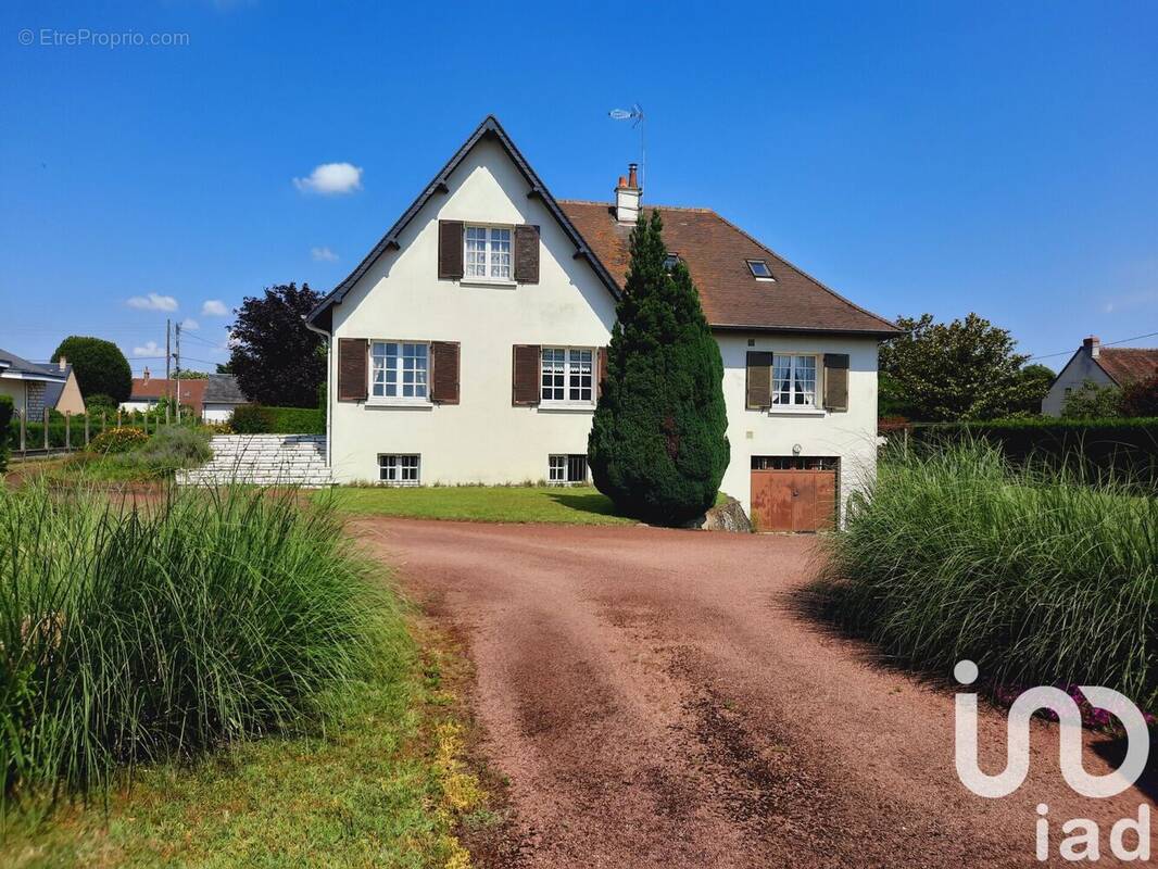 Photo 1 - Maison à MONTLIVAULT