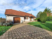 Maison à PETIT-NOIR