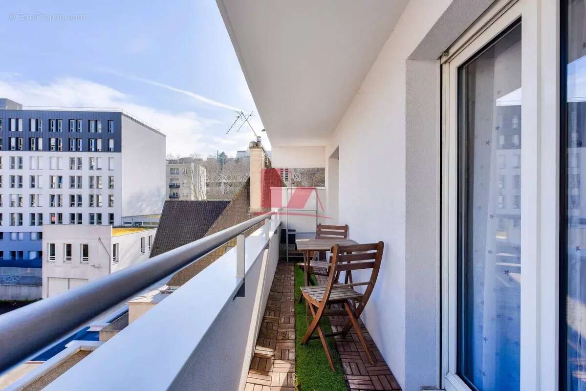 Appartement à ISSY-LES-MOULINEAUX