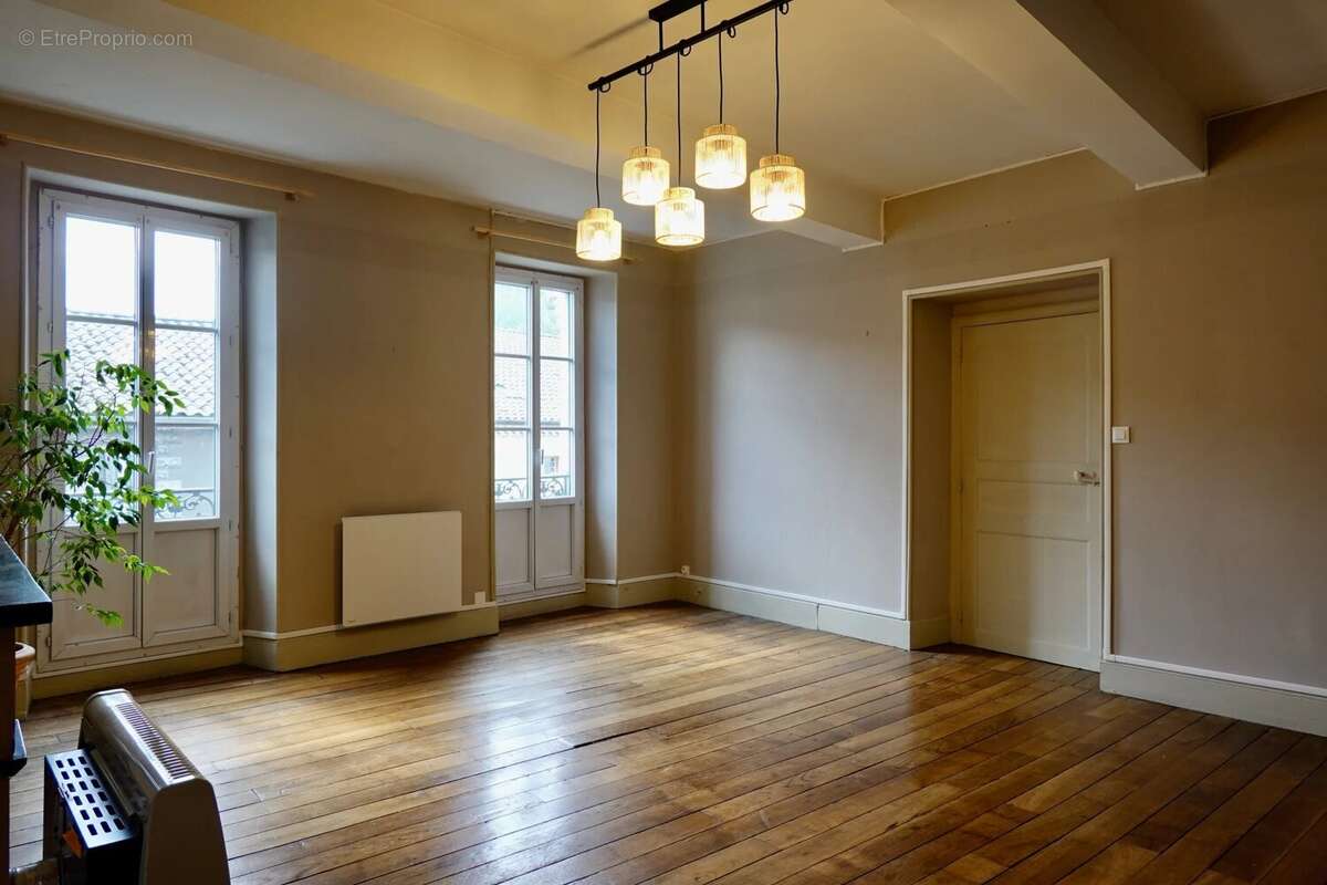 Appartement à SAINT-GIRONS