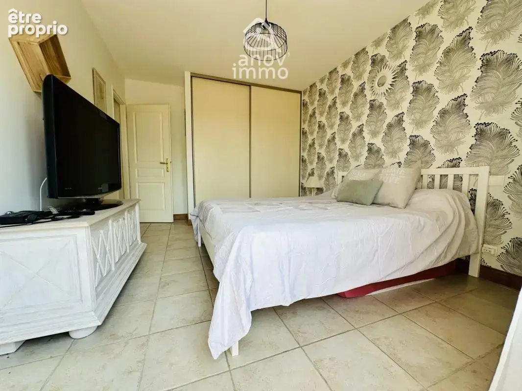 Garat   Maison d'architecte de plain-pied de 203,92 m2 avec - photo 13
