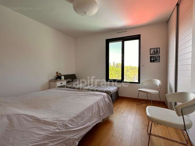 Maison à LES MATHES