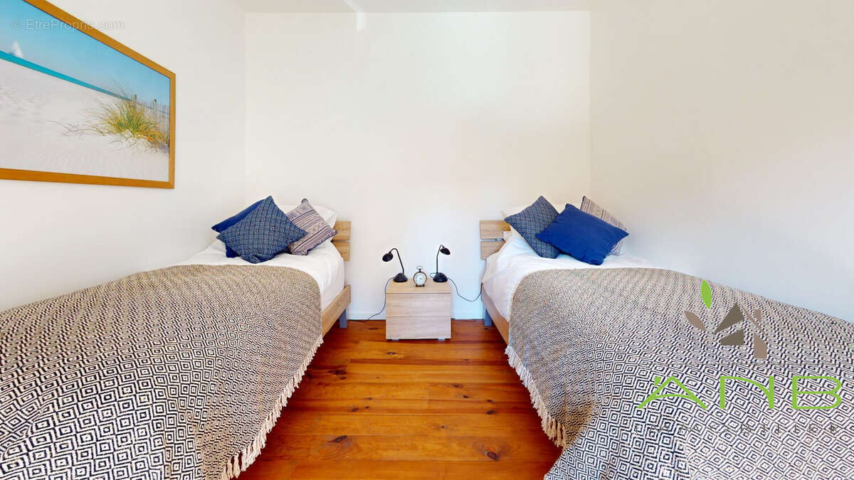 Maison à BUSSEROLLES