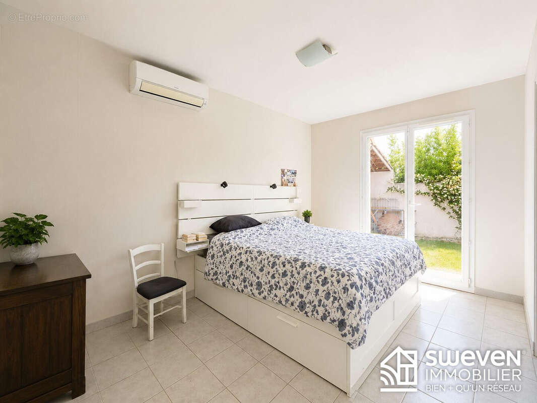 Maison 178 m² à Frouzins  - photo 6