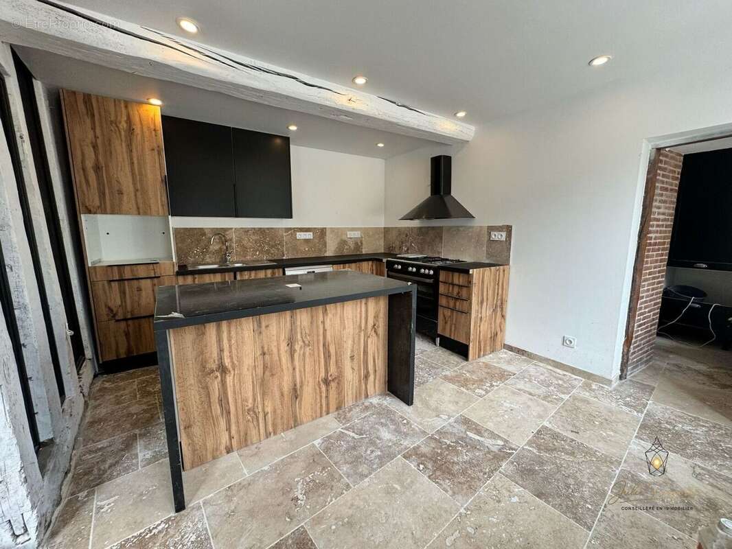 Maison 131 m² à Chateau-Renard  - photo 29