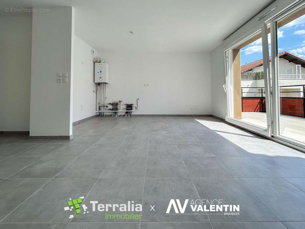 Appartement à NORROY-LE-VENEUR