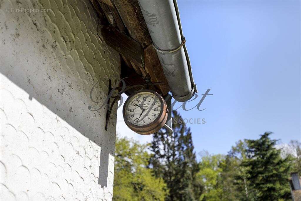 Maison à POIGNY-LA-FORET
