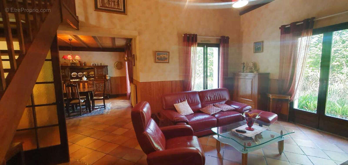 Maison à VOEUIL-ET-GIGET