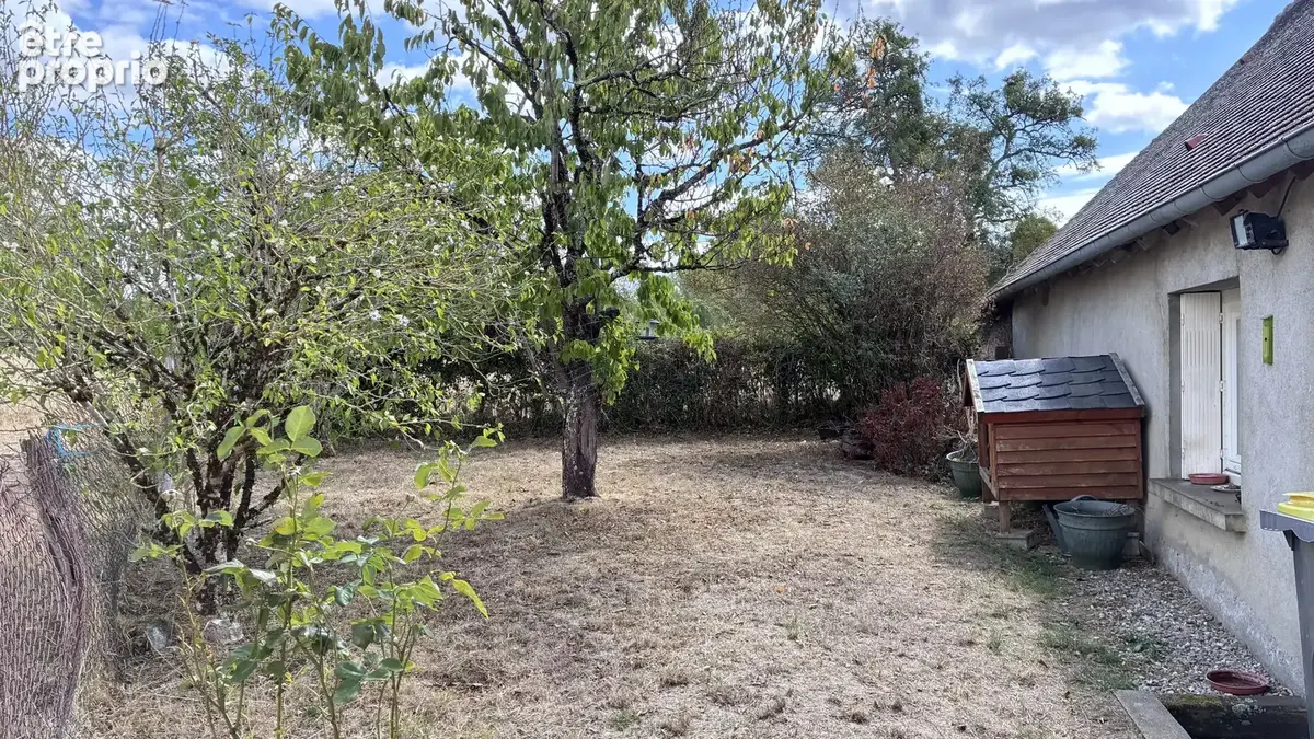 Petite maison de village avec une grange et terrain - photo 9