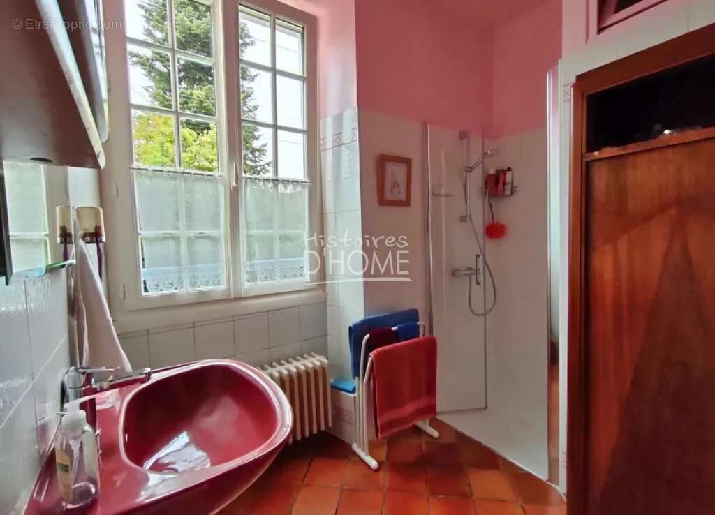 Maison à BERNAY-VILBERT