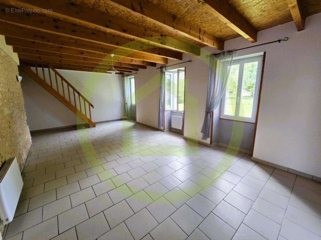 Maison à SAINT-CIERS-SUR-GIRONDE