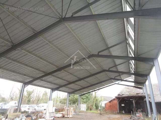 Commerce à BESSAY-SUR-ALLIER