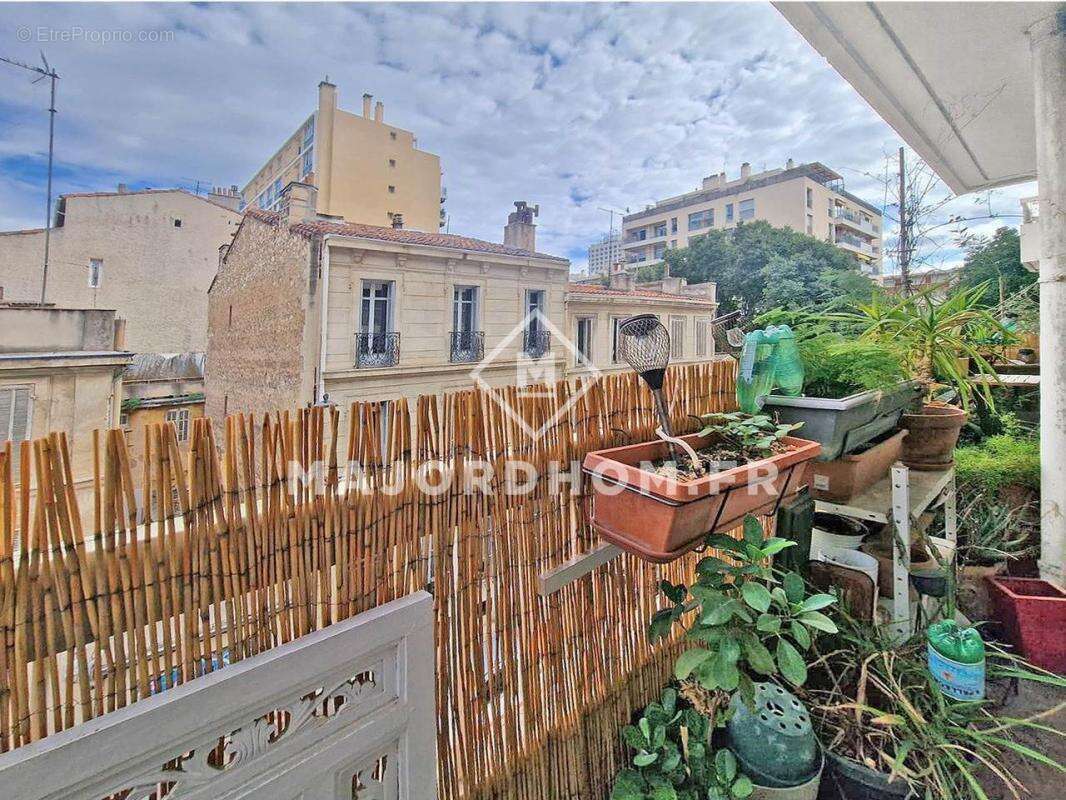 Appartement à MARSEILLE-6E