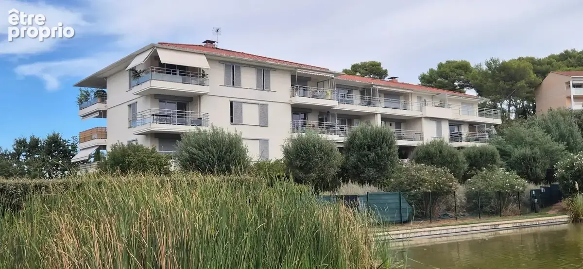 Appartement à LE CANNET