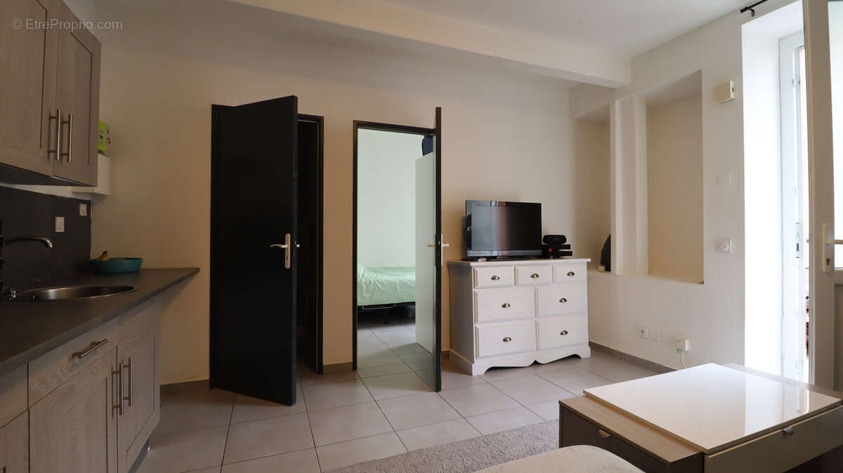 Appartement à SURY-LE-COMTAL