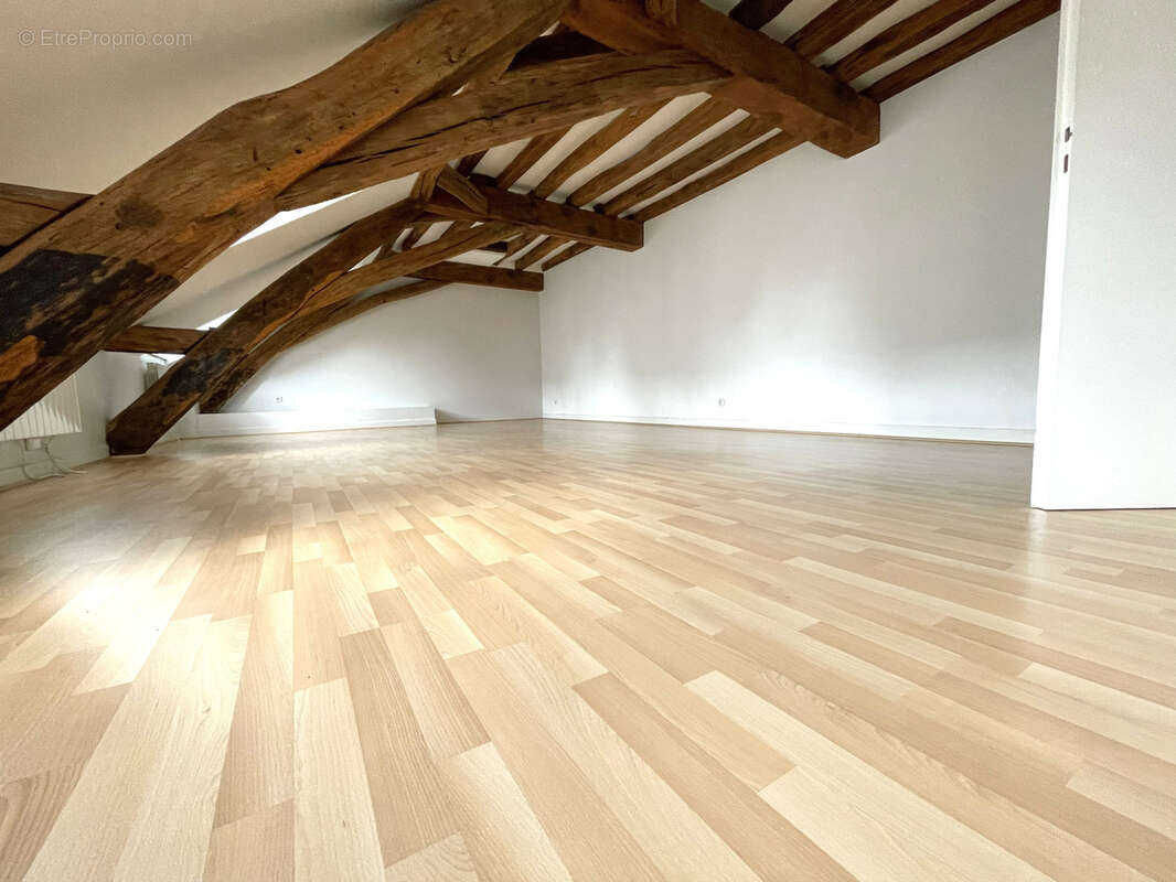 Appartement type 4 quartier cathedrale - photo 4