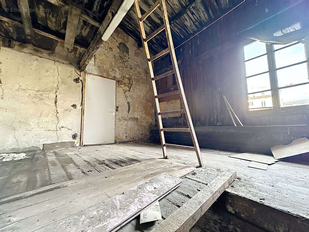 Parking à ROCHEFORT