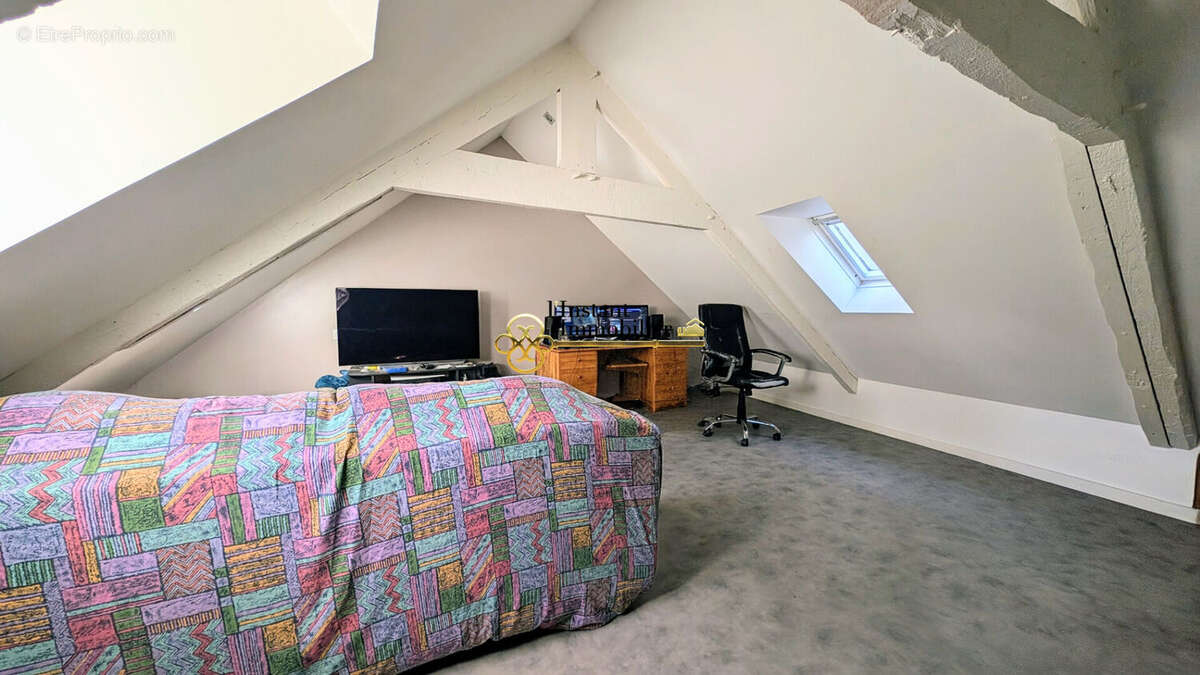 IMMEUBLE DE RAPPORT EN MONOPROPRIÉTÉ - Hypercentre Morlaix - 132 m² - Bonne rentabilité - photo 6
