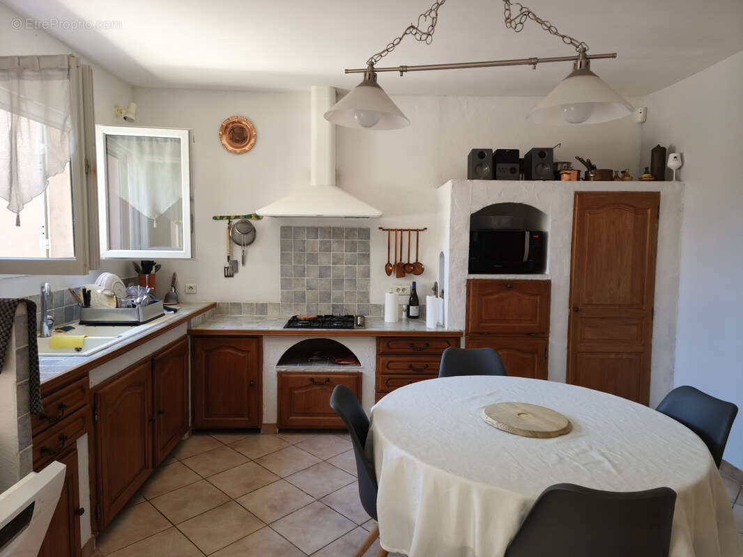 Maison à MOUSSAN