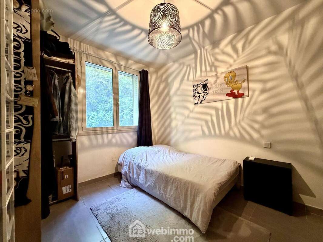 Chambre n°2 - Appartement à SAN-MARTINO-DI-LOTA