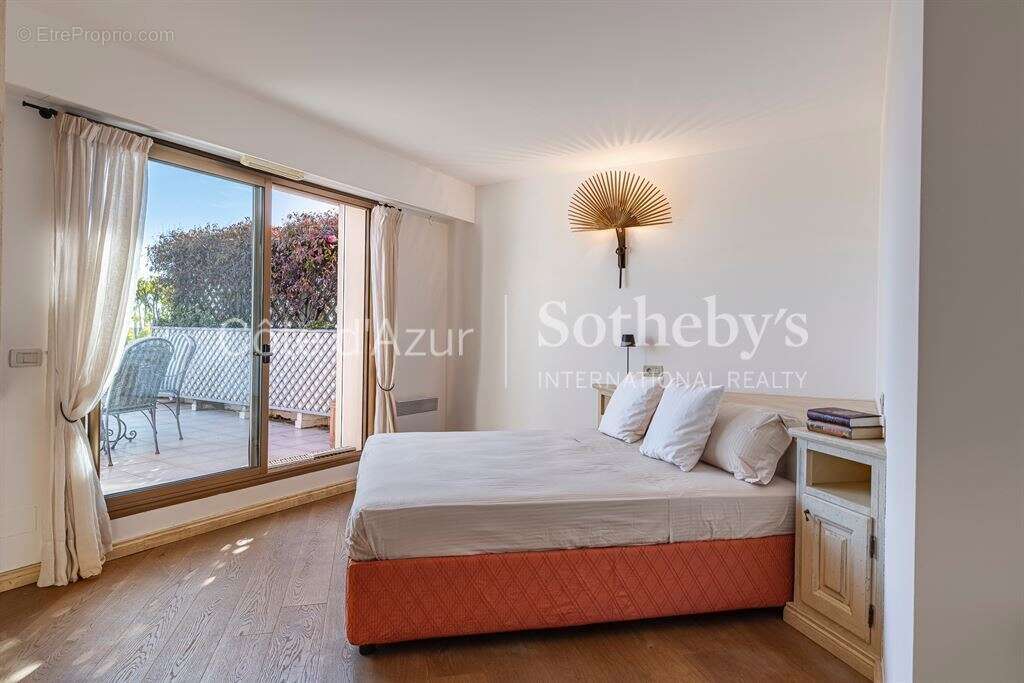 Appartement à CAP-D'AIL