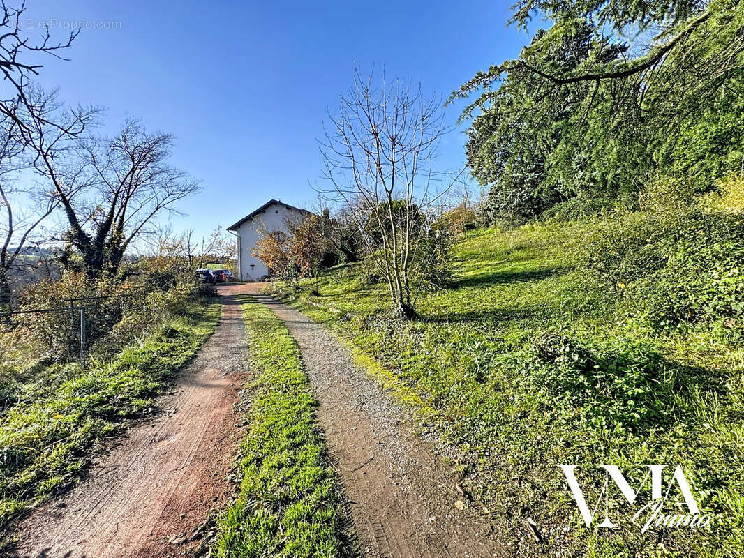 Maison à SAINT-GERMAIN-SUR-L&#039;ARBRESLE