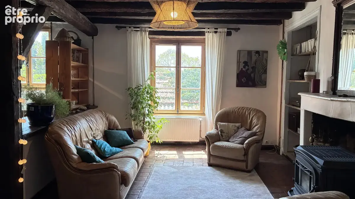 Maison de ville rénovée, cité de l'écrit à Montmorillon - photo 5