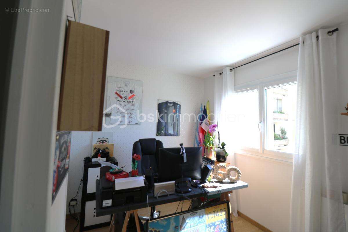 Appartement à VILLIERS-SUR-MARNE