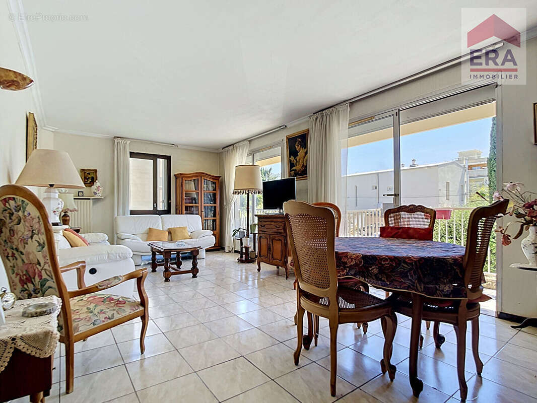Appartement à MARSEILLE-9E