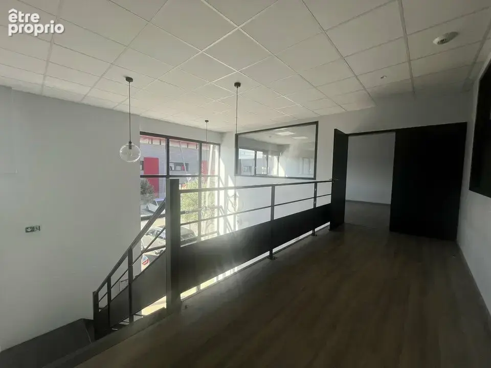 Local commercial 345 m² · à Valence · 345 m² · 795 000 €