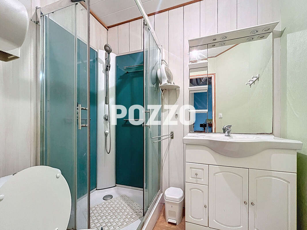 Maison à SAINT-SAUVEUR-LENDELIN