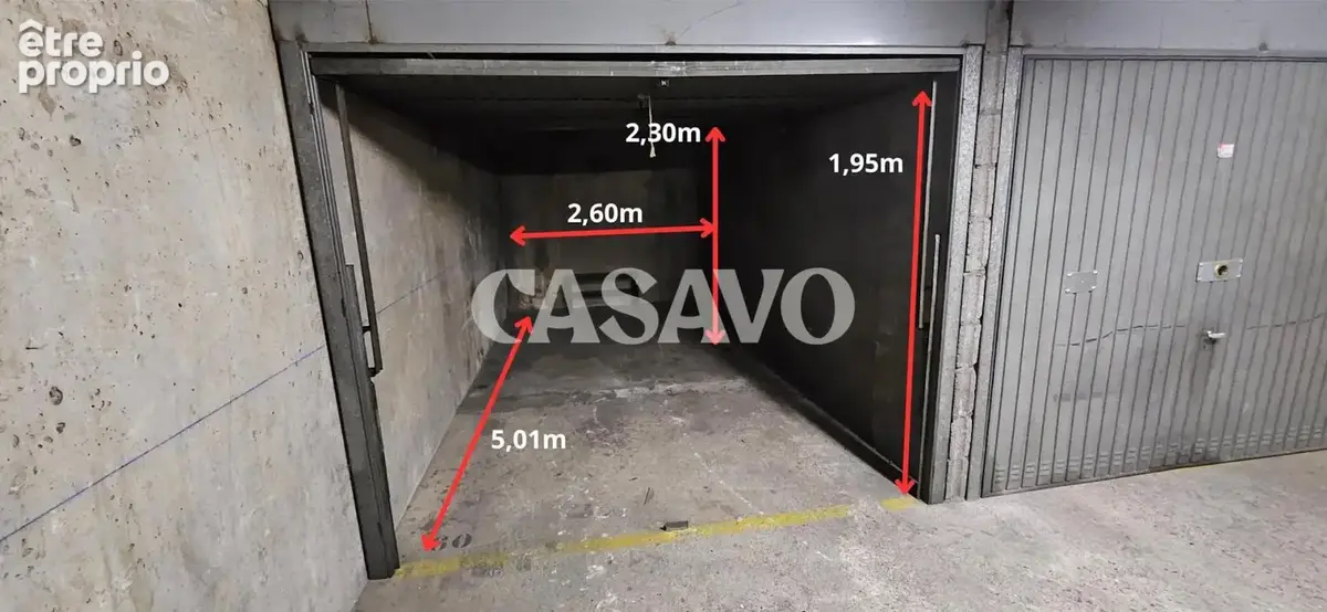 Parking à PARIS-18E