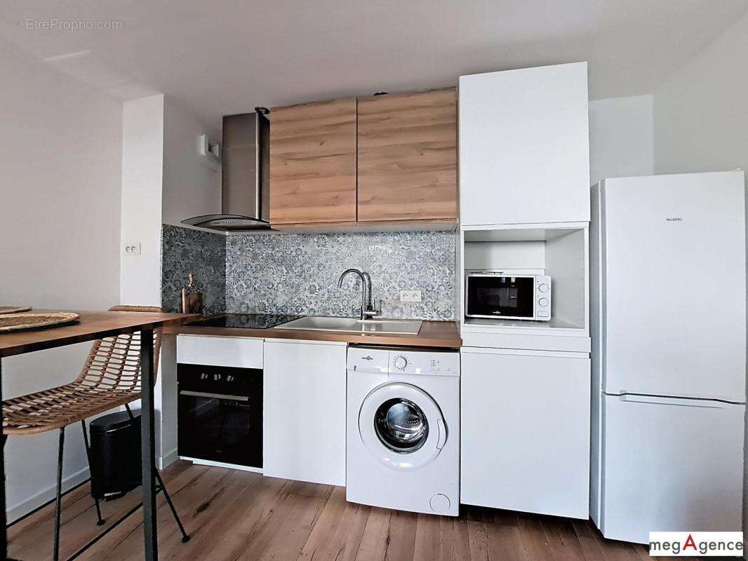 Maison à SAINT-SEBASTIEN-SUR-LOIRE