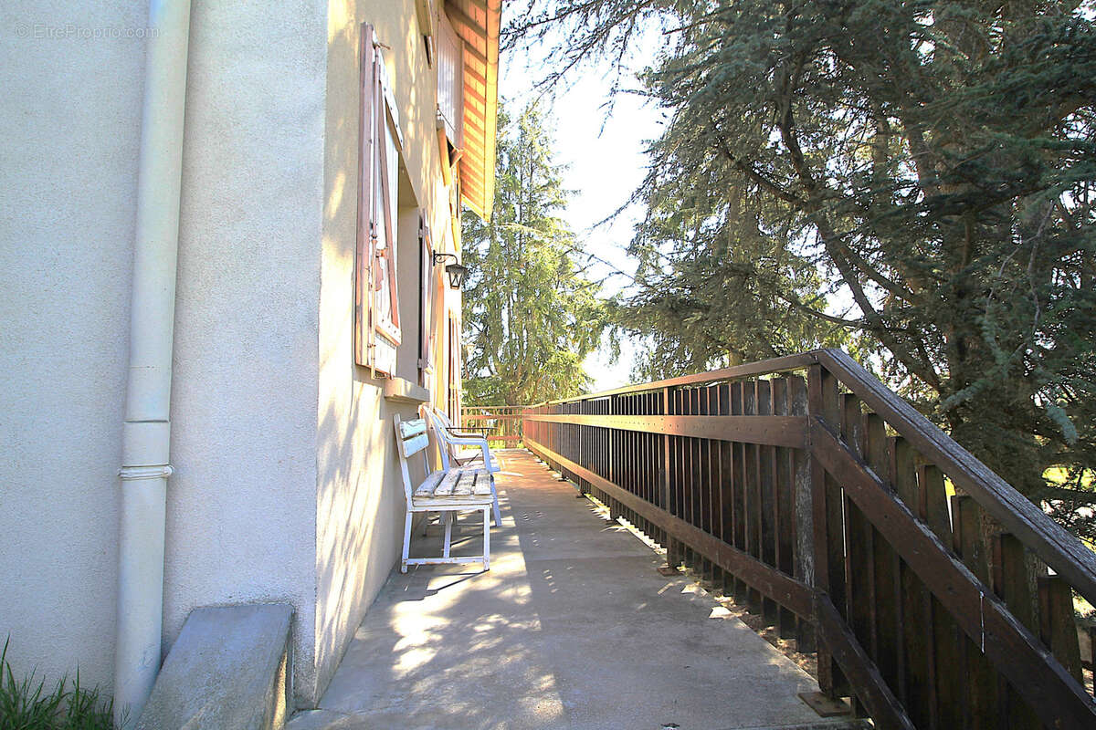 Maison à SAINT-GERMAIN-LAVAL