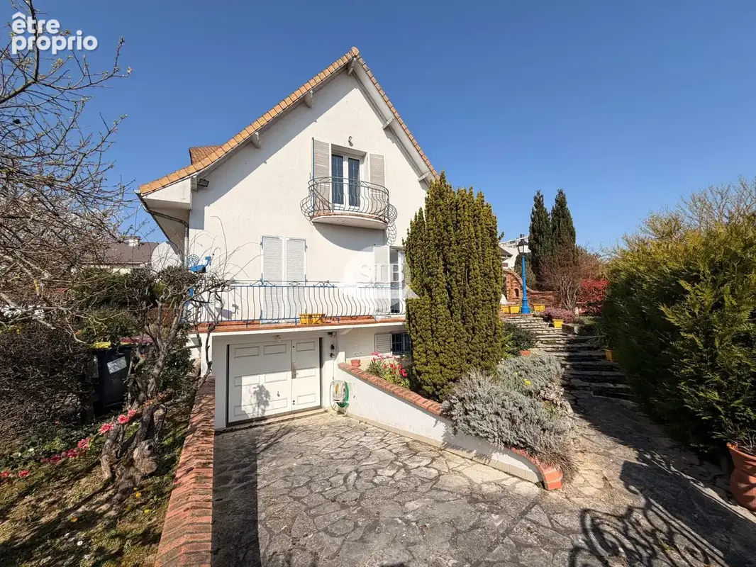 Maison 6 pièces 195 m² à vendre à Longjumeau (91160) - photo 2