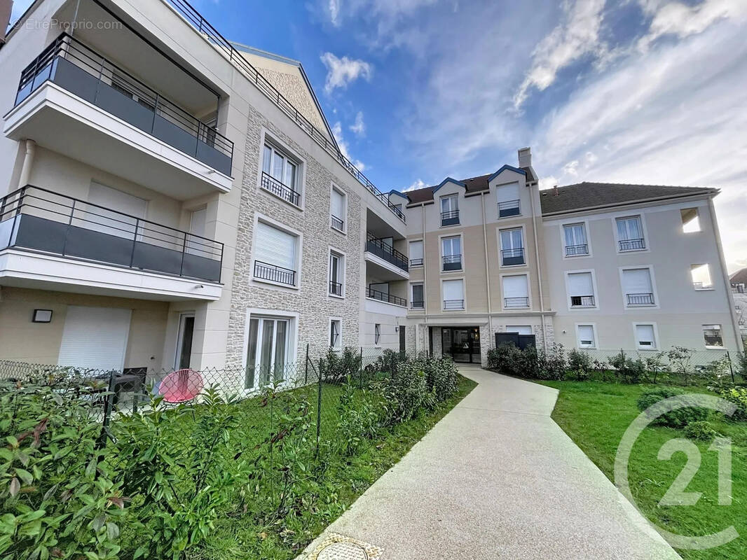 Appartement à SAINT-PIERRE-DU-PERRAY