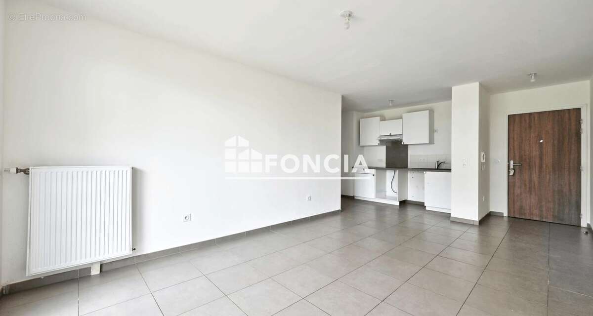 Appartement à JOUY-LE-MOUTIER