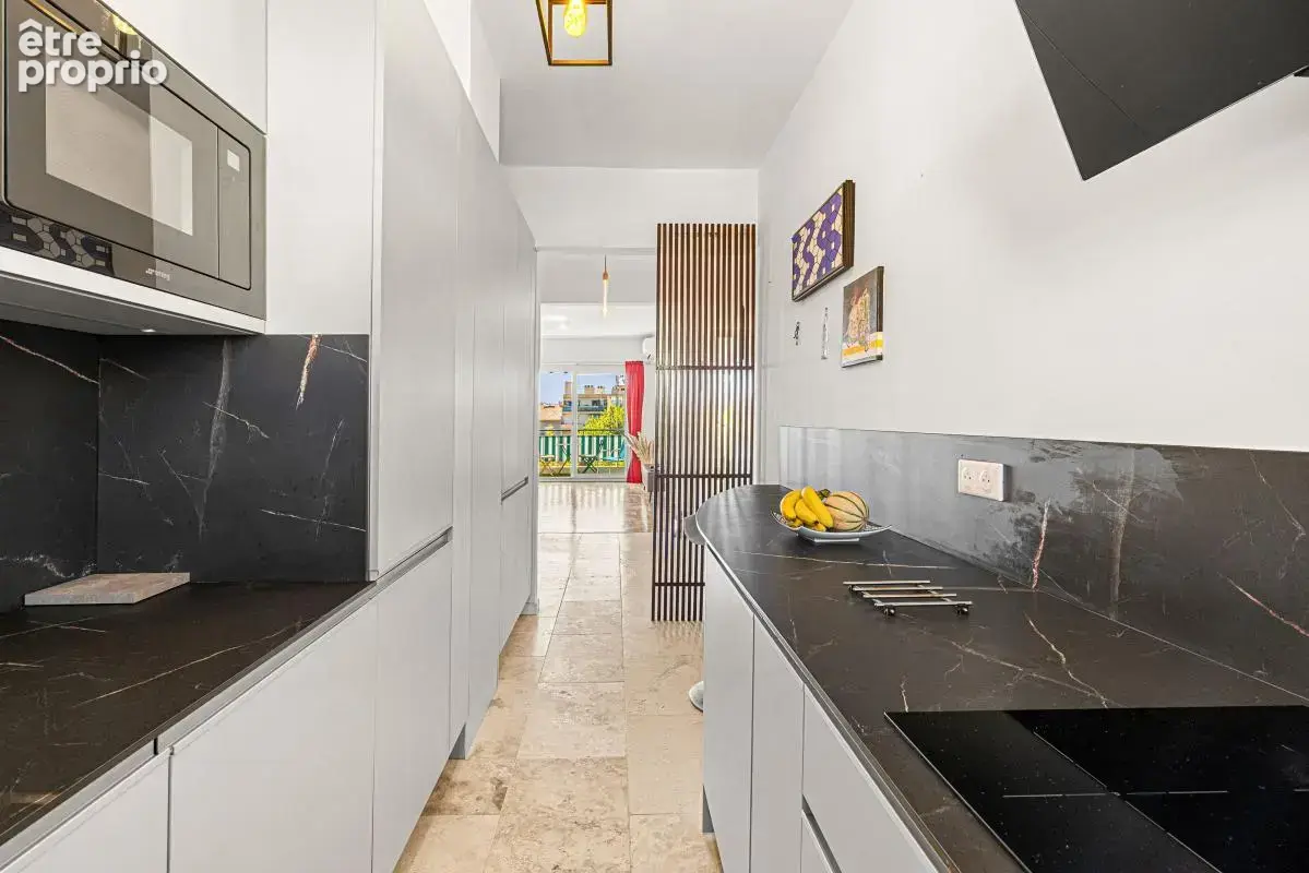 NICE RIQUIER, 3/4 Pièces, 83 m2, terrasse, cave, vue dégagée - photo 14