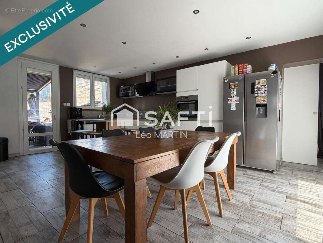 Photo 3 - Maison à SAINT-PIERRE-MONTLIMART
