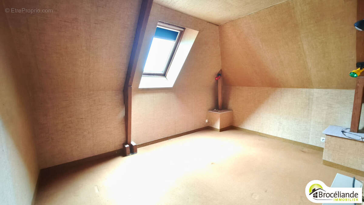 Maison à SAINT-GILLES