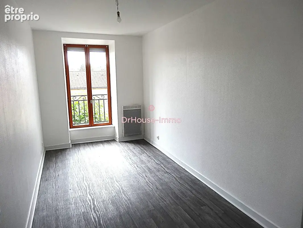 Appartement 6 pièces 138 m² à vendre à Le Breuil-Sur-Couze (63340) - photo 18