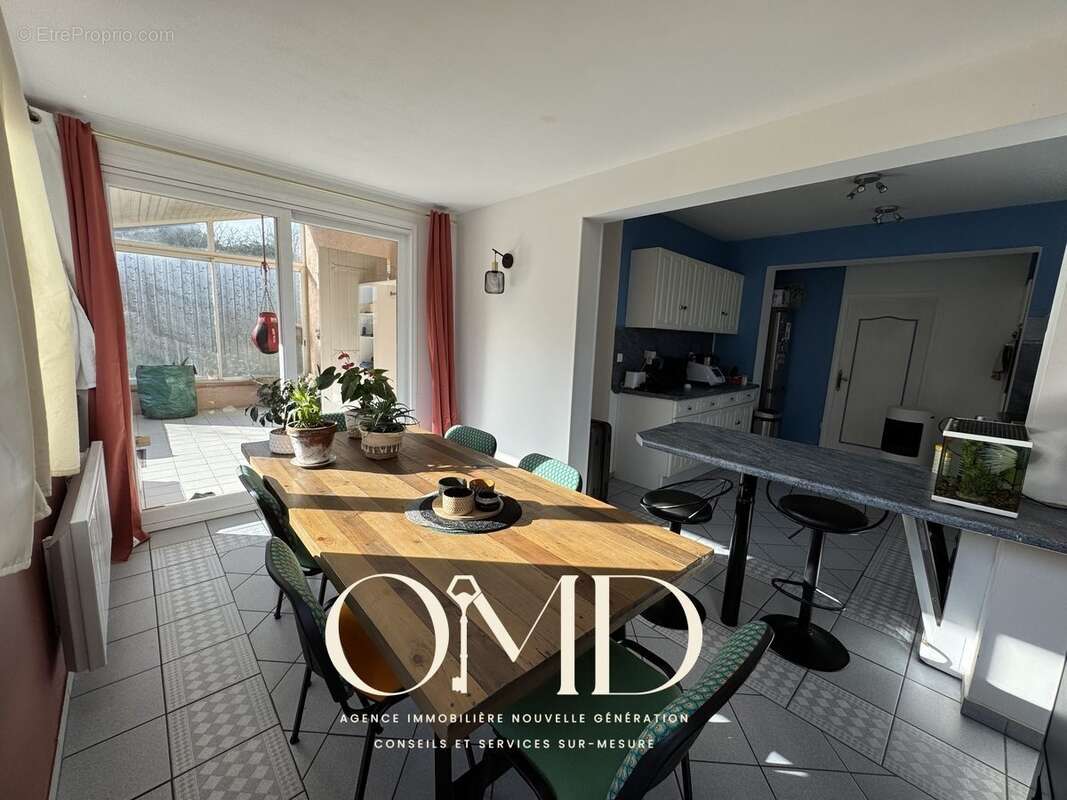 Maison à MONTESQUIEU-VOLVESTRE