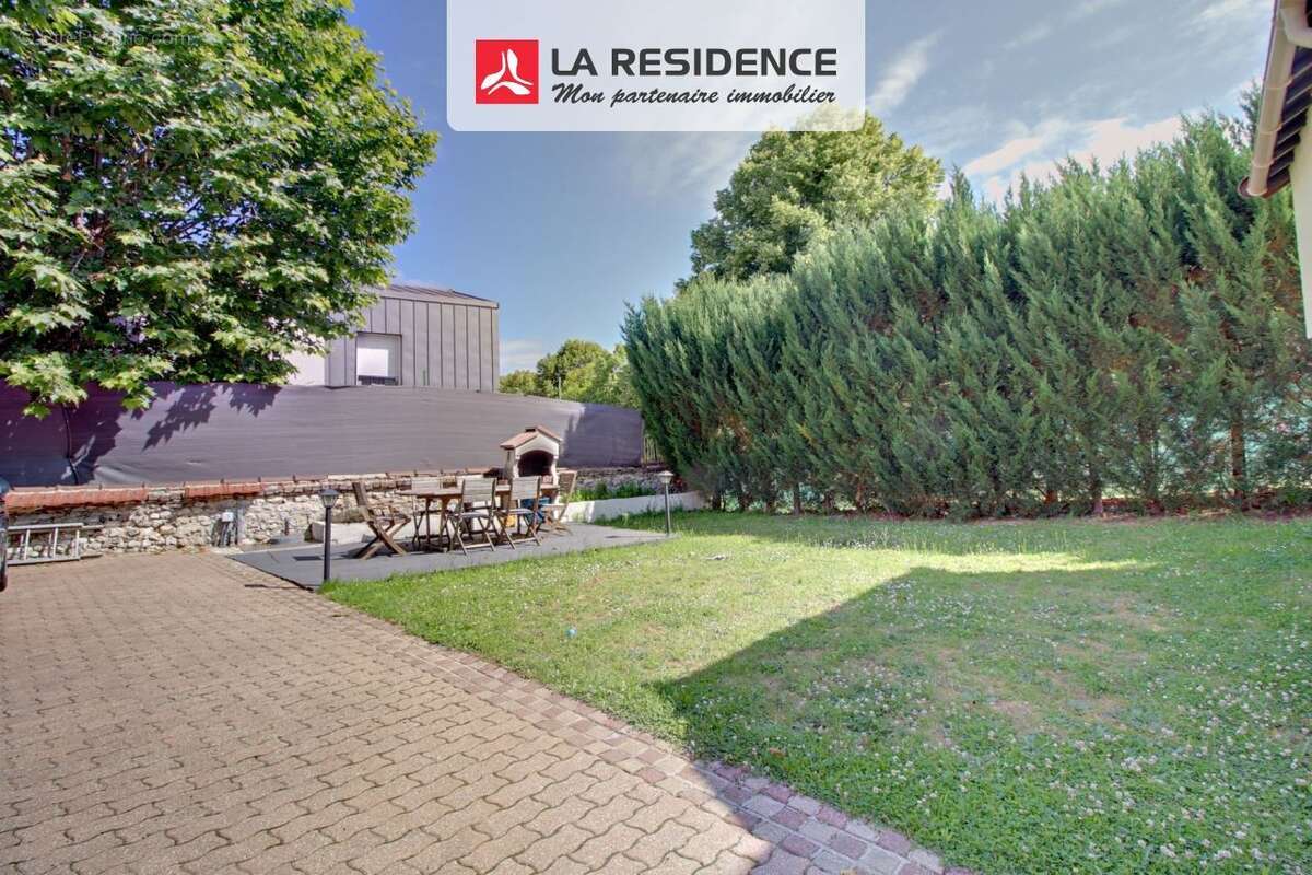 Maison à BONNIERES-SUR-SEINE