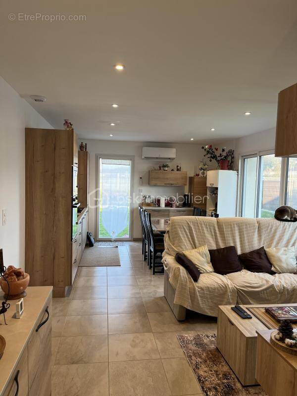 Maison à TIGNIEU-JAMEYZIEU