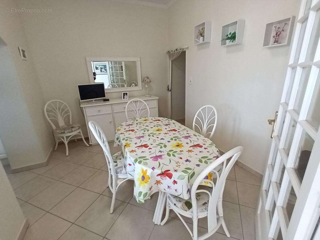 Maison à VARENNES-SUR-ALLIER