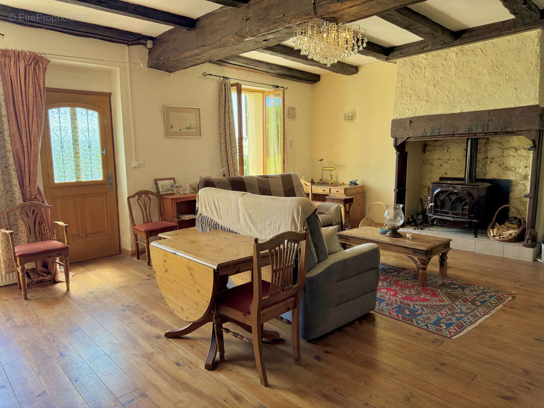 Maison à SAUVETERRE-DE-GUYENNE