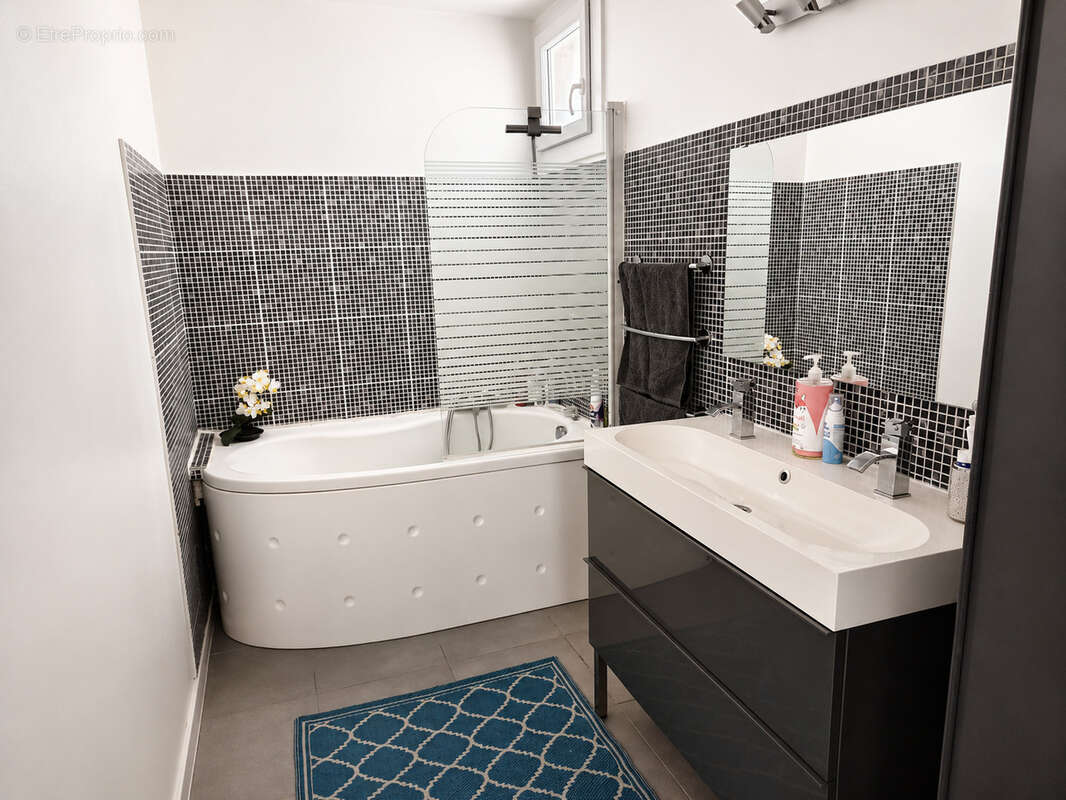 Appartement à MARIGNANE