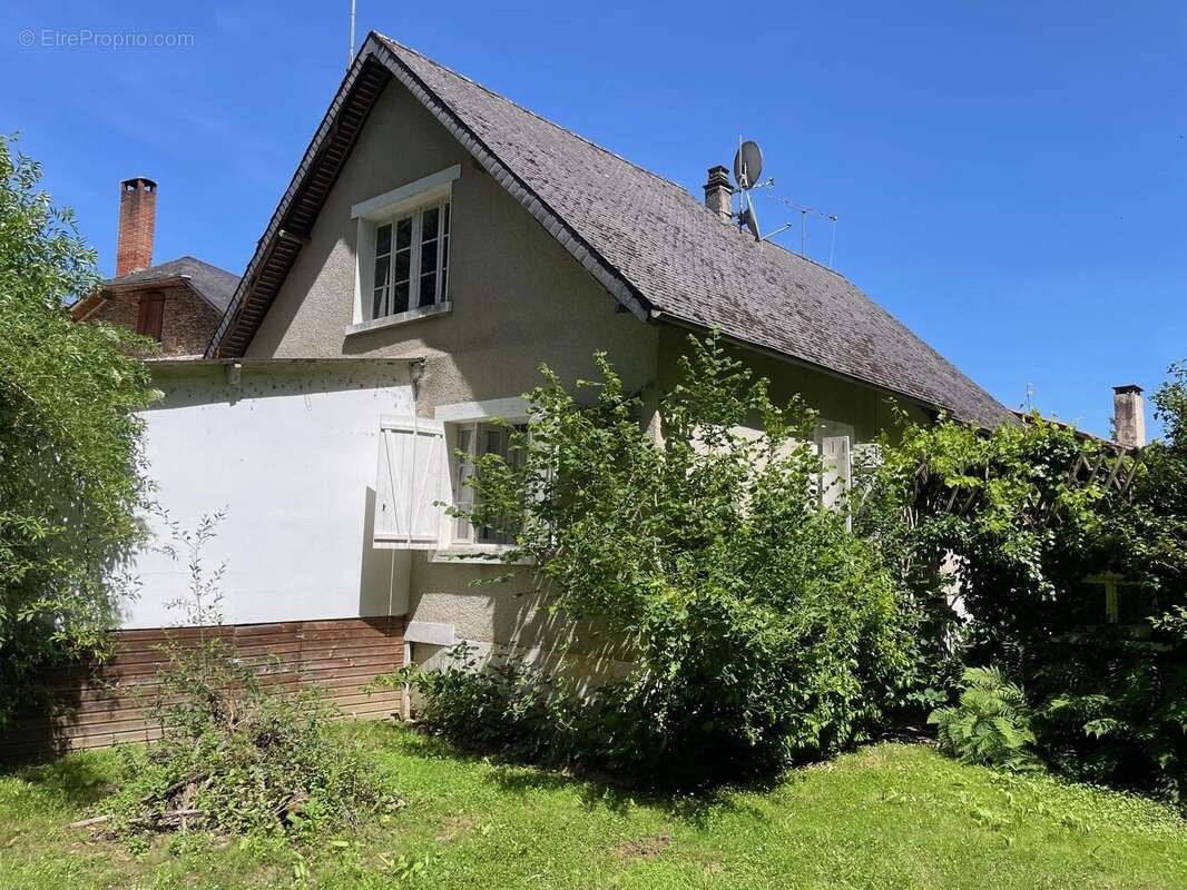 Charmante maison au bord de la rivière dans un village historique - photo 2