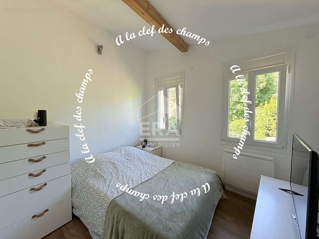 Maison à VILLIERS-LE-BACLE